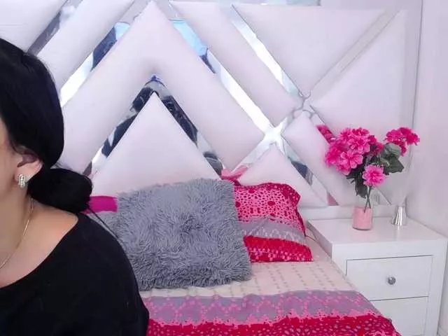 tinafox on BongaCams