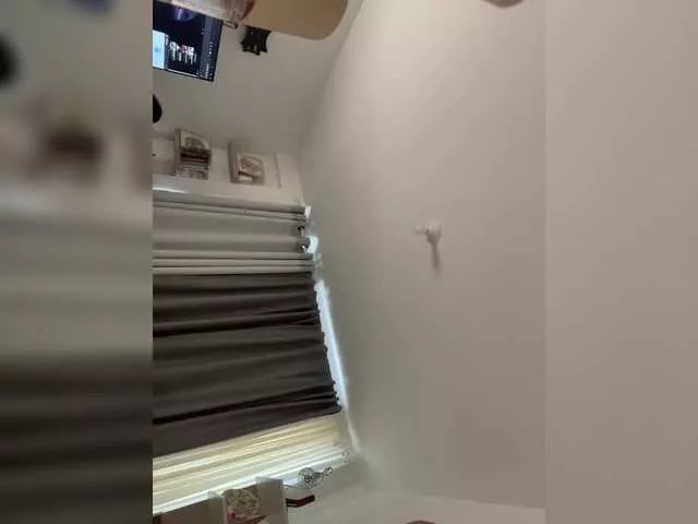 TinyRouse on BongaCams