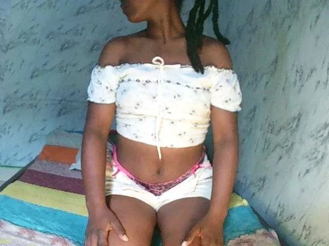 Tonyah1 on BongaCams