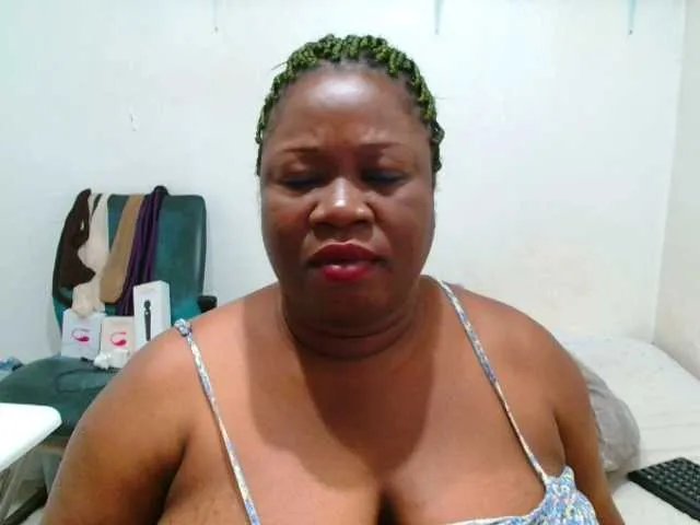 TRUEBELLA on BongaCams