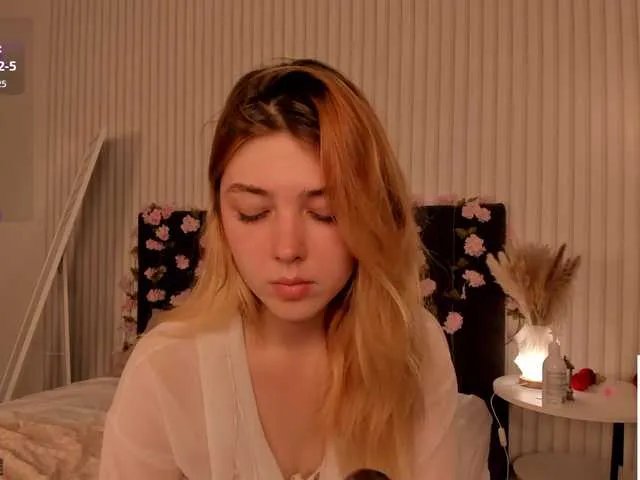 Vanessa-Walters on BongaCams