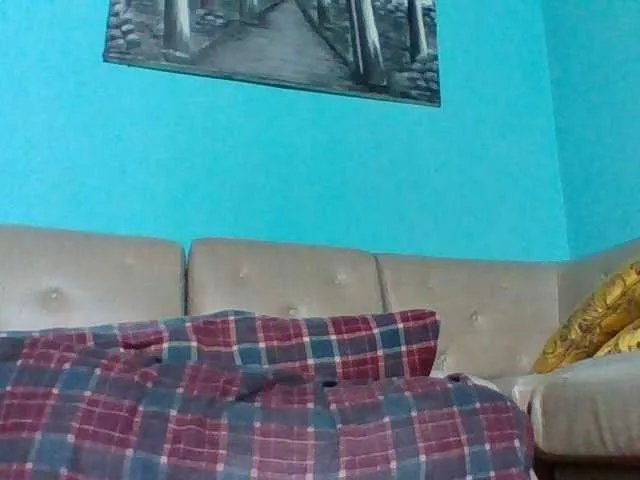 Vanylliah — Hey honey Welcome to my room! Lets cum together 