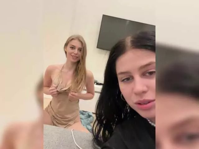 VibroMashulkaDashulka on BongaCams