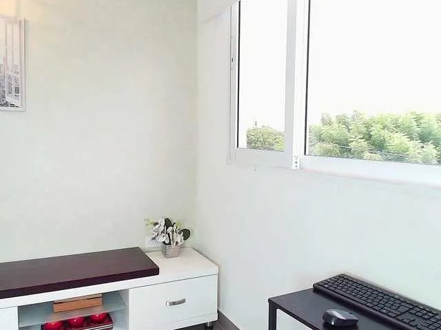 Victoria-Collins on BongaCams