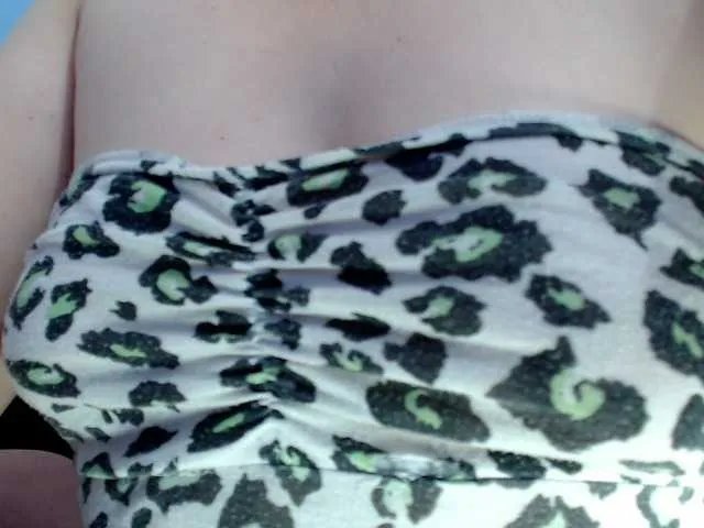 victoria-jones on BongaCams