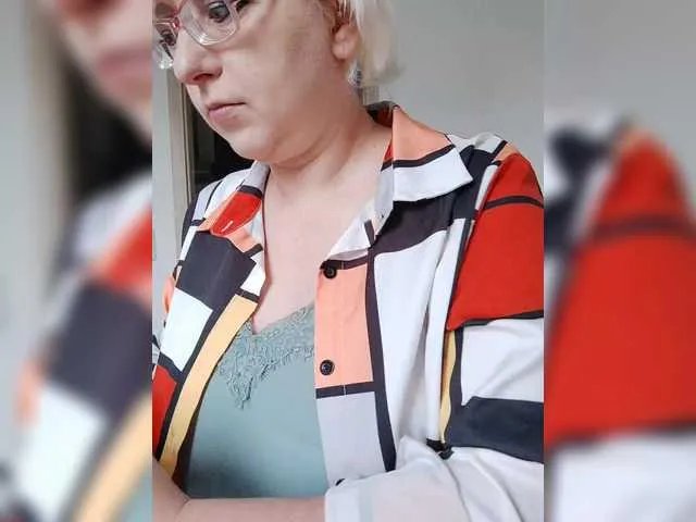 Vika211 on BongaCams