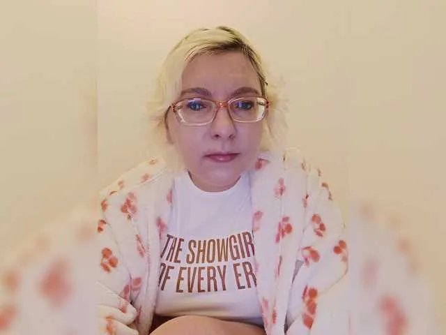 Vika211 on BongaCams