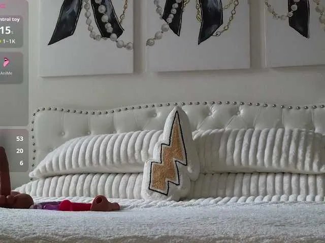 Violet888 on BongaCams