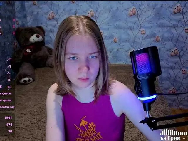 Vita-min-4ik on BongaCams