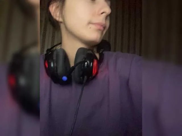 Vlas2ya1 on BongaCams