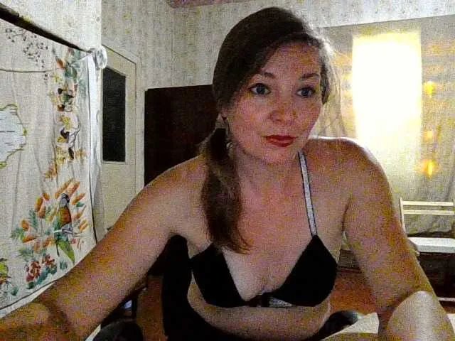 Freechat VselenaSun402 on BongaCams