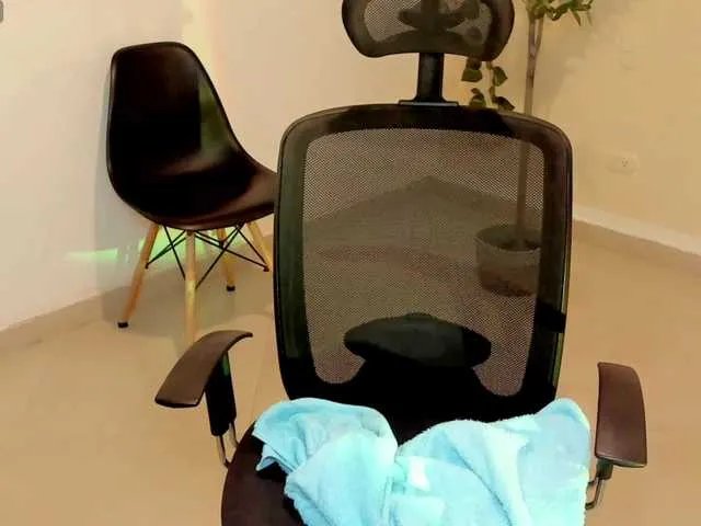 WhisperWish on BongaCams