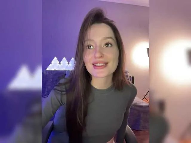 whiteTEAa on BongaCams