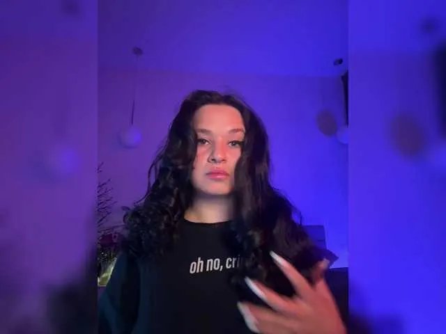 WhoreMira on BongaCams