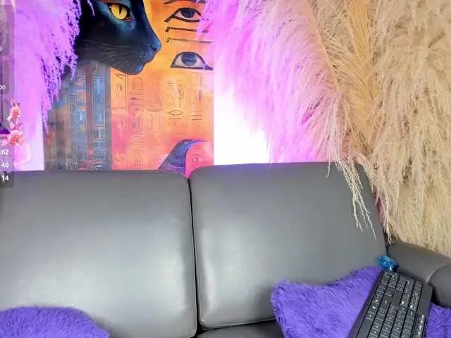 Wife-jasmine on BongaCams