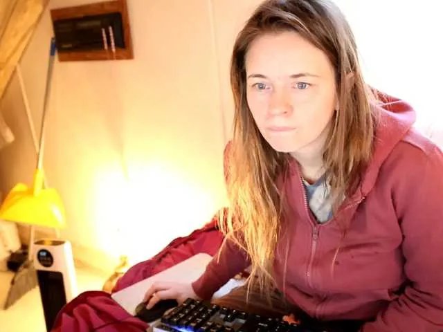 XxpixeyxX on BongaCams