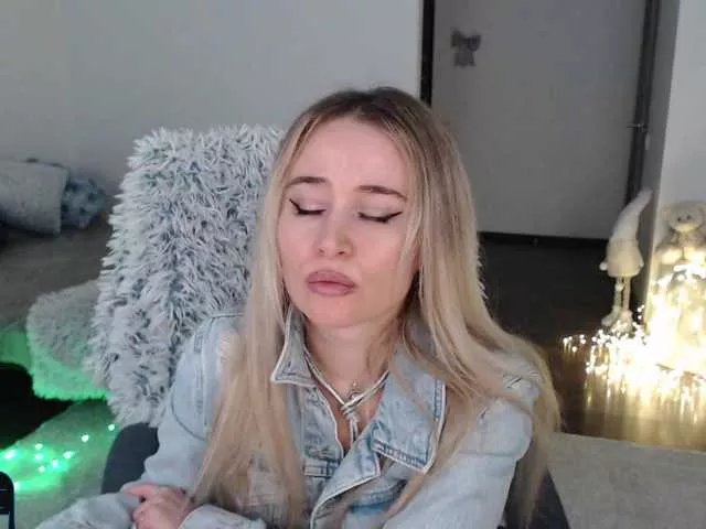 Freechat xyliganka777 on BongaCams