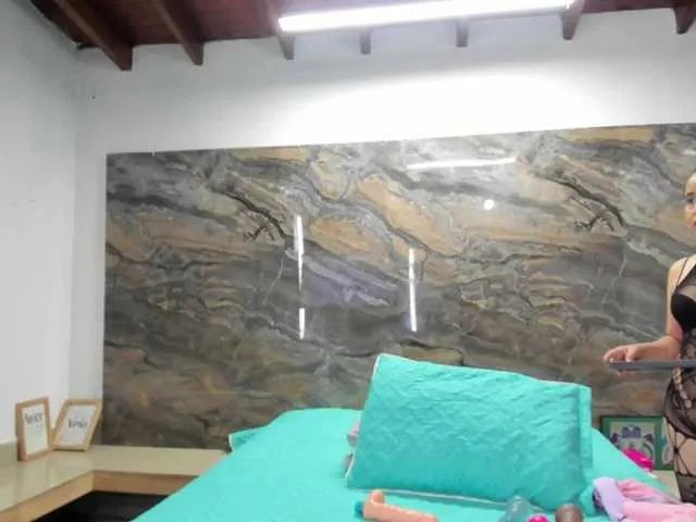 Yaya189 on BongaCams