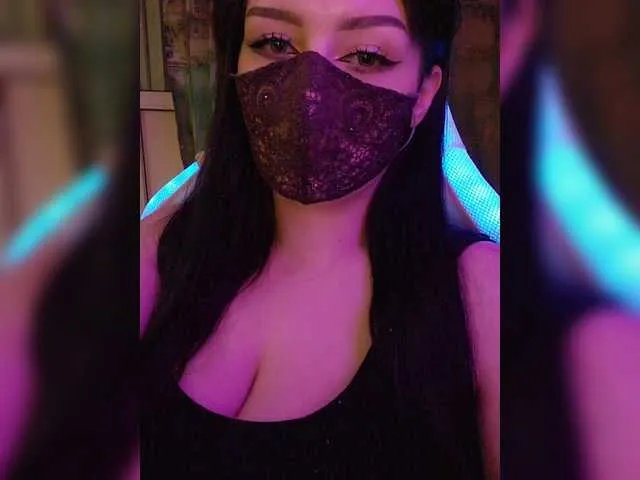 YennSI on BongaCams