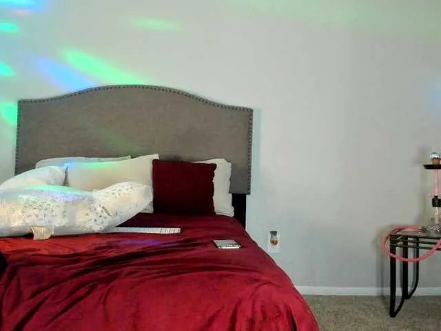 Yiauana on BongaCams