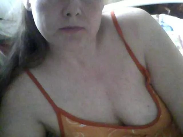 Yoursex2022 on BongaCams