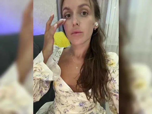 Zarina888 on BongaCams