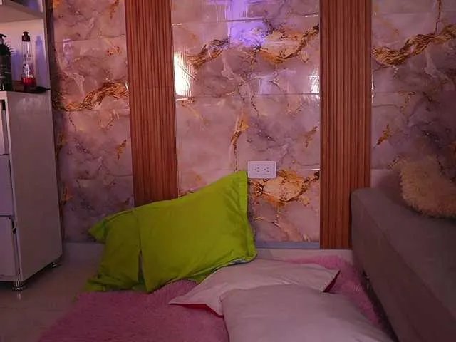 zoeyfox on BongaCams