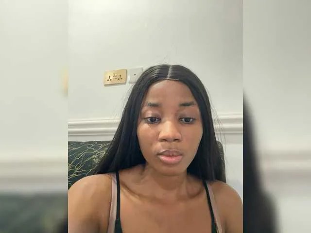 zolanooryi on BongaCams