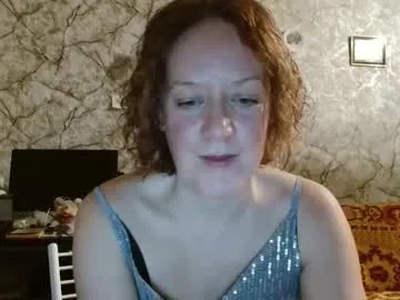 12ennie on Chaturbate