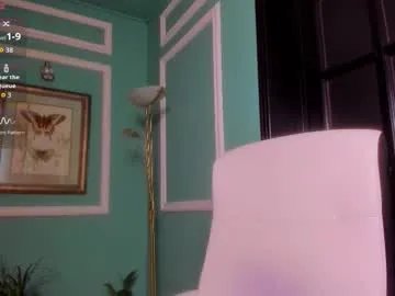 1munique on Chaturbate