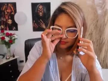 1wayra on Chaturbate