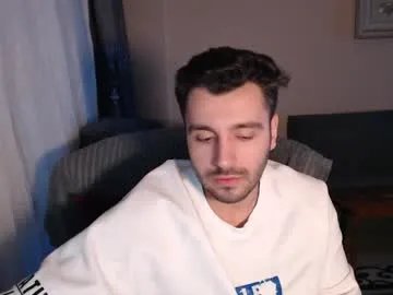 2handsomeman on Chaturbate