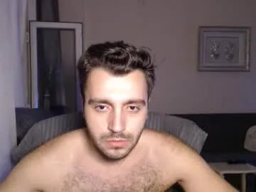 2handsomeman on Chaturbate