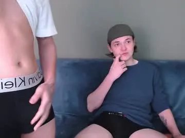 Freechat 2nc_ on Chaturbate