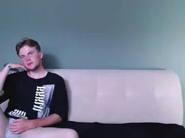 Freechat 2nc_ on Chaturbate