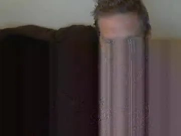 2small4you83 on Chaturbate