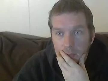 2small4you83 on Chaturbate