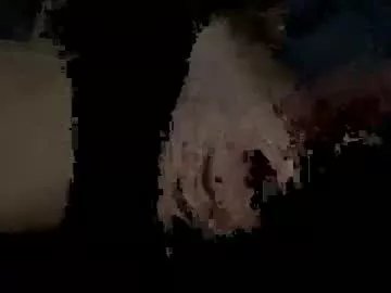 4doors4morehores on Chaturbate