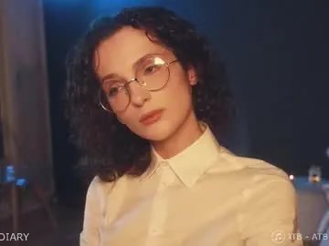 _arta_ on Chaturbate