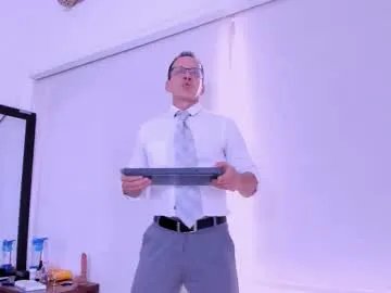 _axelking_ — GOAL: show cock [55 tokens remaining] Let's enjoy this morning a little, I'm your master and that will drive you crazy.  #bigcock #bigdick #socks #feet #dominate