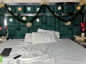 _bonnyandclyde on Chaturbate