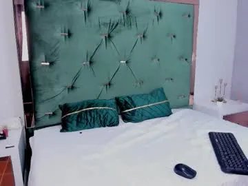 _curly_beauty — GOAL: Show Topless [65 tokens remaining] Hey Sweety! I want to have fun, you dare to please me?  #18 #slim #anal #teen #latina