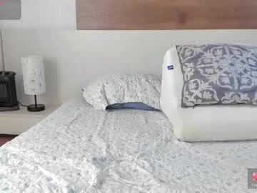 _fullmoon on Chaturbate