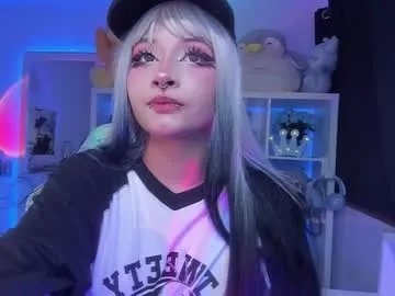 _heavenly_blue_ on Chaturbate