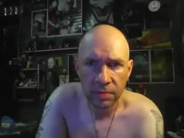 _longfellow on Chaturbate