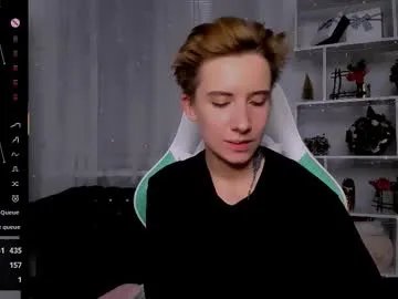 _rein_ramm — Show pussy [82 tokens remaining]