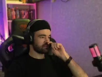 _serious_man on Chaturbate