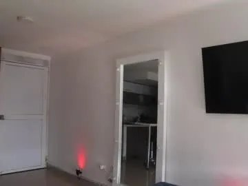 _vahos on Chaturbate