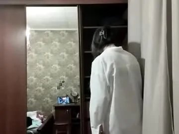 adelinehaefner — GOAL: Soft massage my boobs [18 tokens remaining] Welcome to my room! #18 #teen #young #shy #skinny