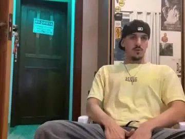 aelucius on Chaturbate